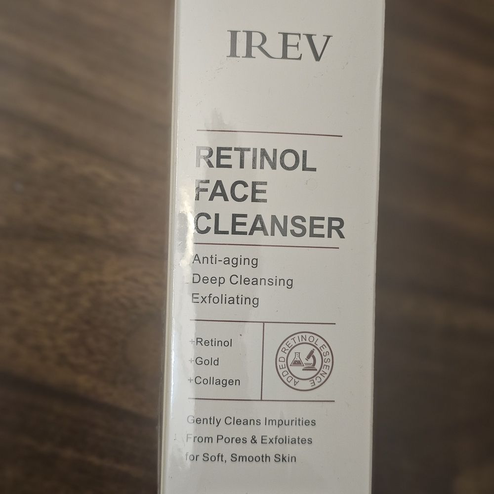 Retinol Face Cleanser.‎